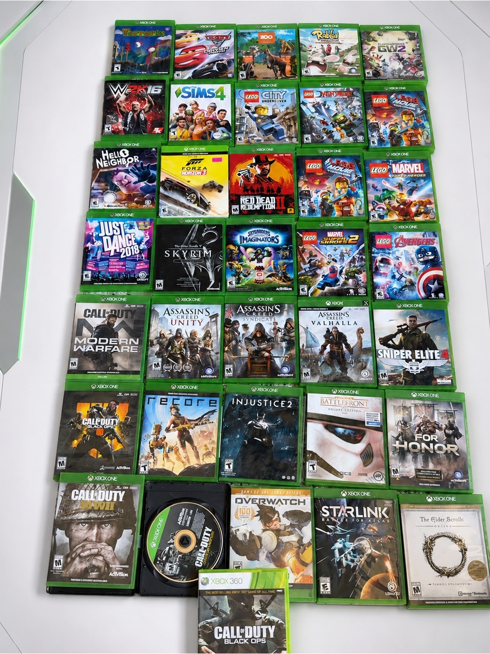 Xbox One Game Lot - Assorted Titles in Green Cases lot of 36 games! See pic